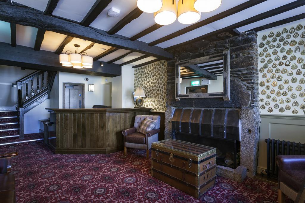 The White Hart Hotel Wetherspoon Okehampton Bagian luar foto